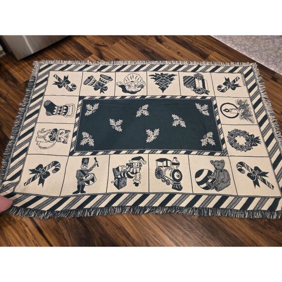 Vtg Christmas Woven Tapestry Throw Blanket With Fringes Reversible 47x71 - Picture 2 of 10